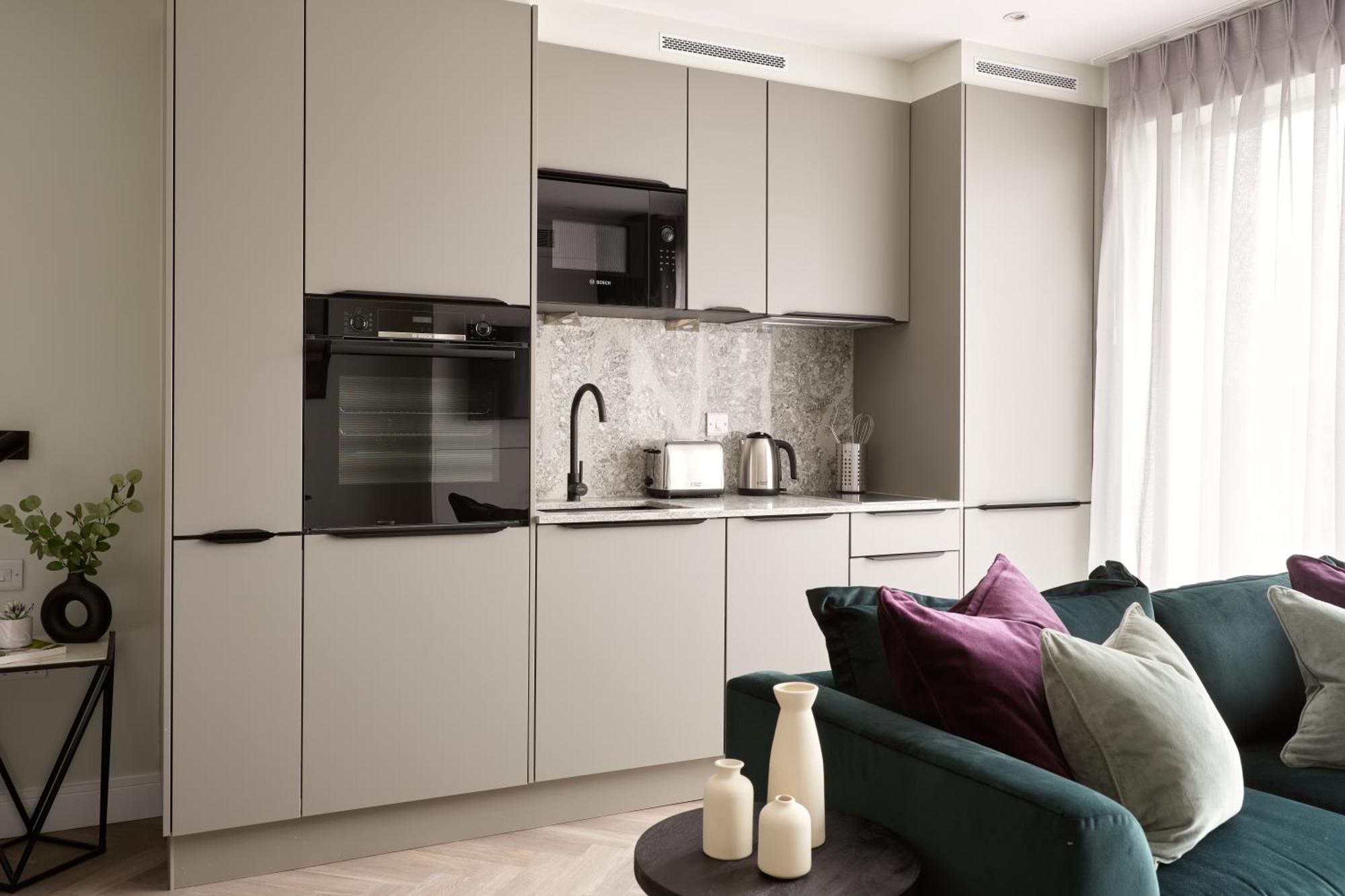 East By Viridian * Londra